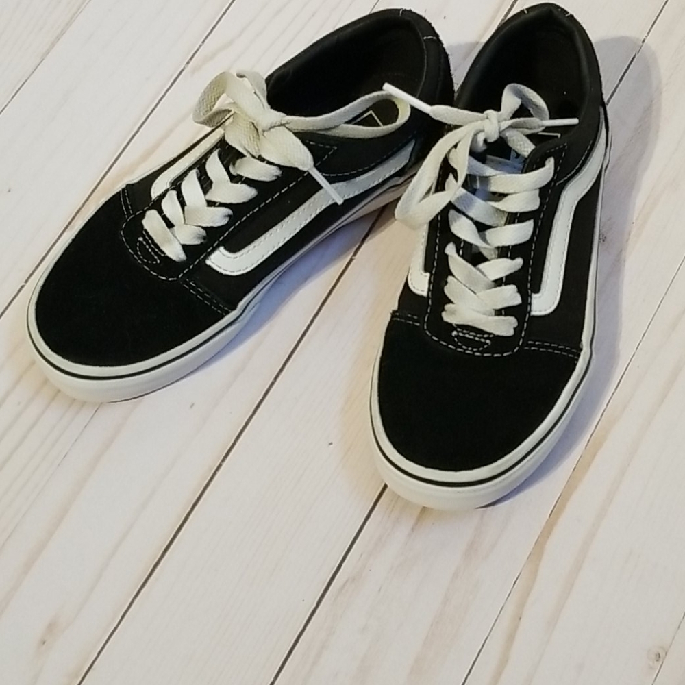 Van's‎ off the wall youth 1